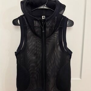 Vimmia Black Mesh Sleeveless Zip-Up Hooded Vest